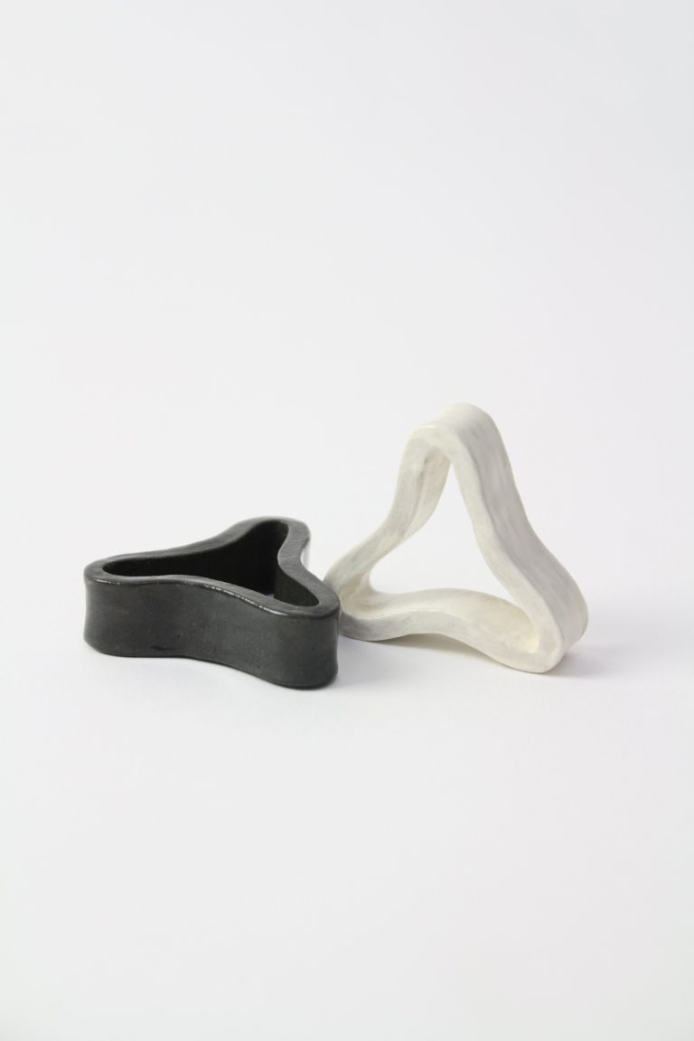b&w ceramic ring