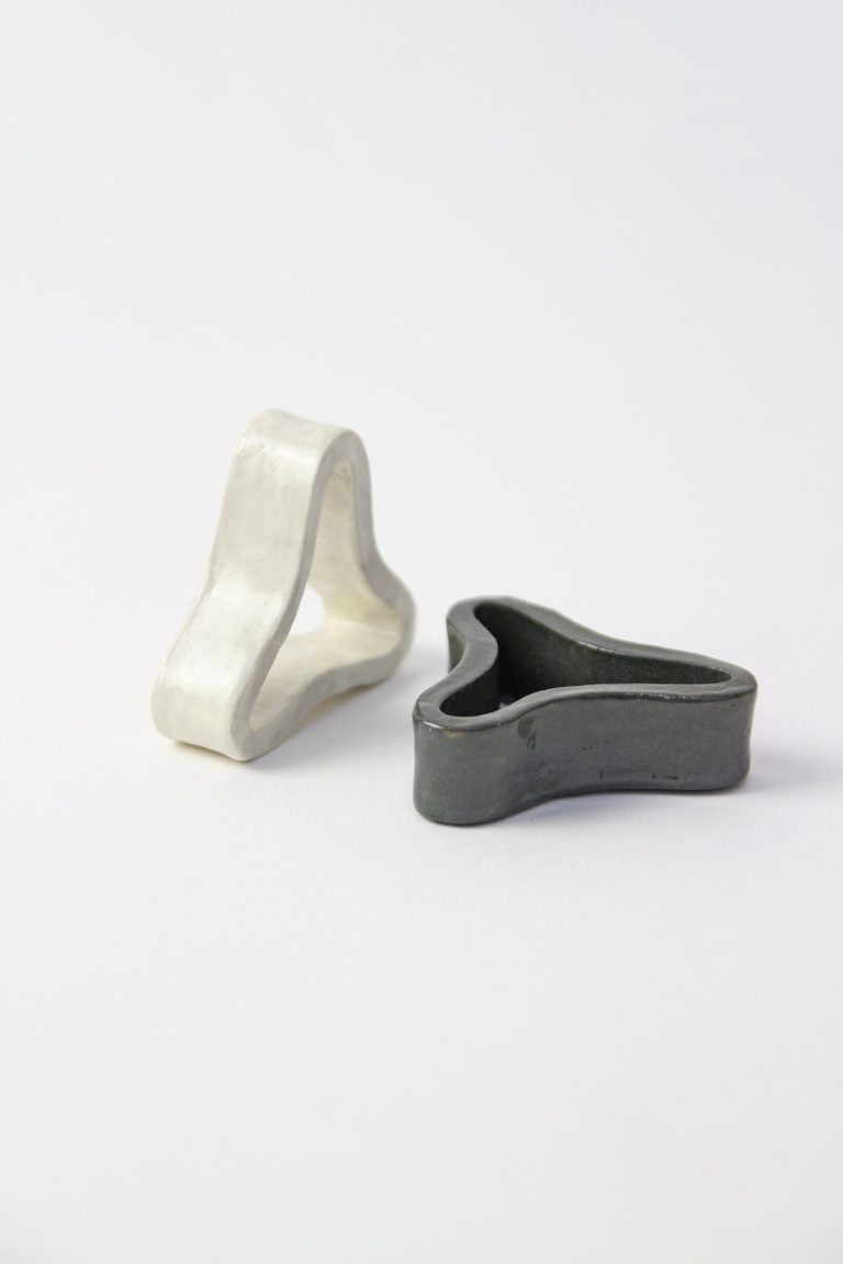 b&w ceramic ring
